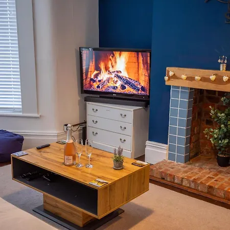 Sapphire Suite Sasco Apartments Blackpool Extérieur photo